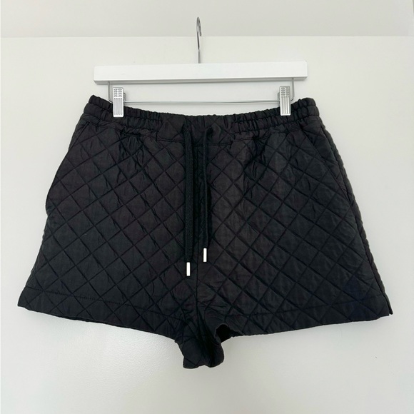 Zara Black Quilted Shorts with Drawstring - Picture 6 of 6